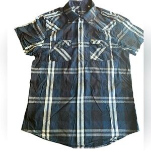 Men’s GUESS collared short sleeve button up size L